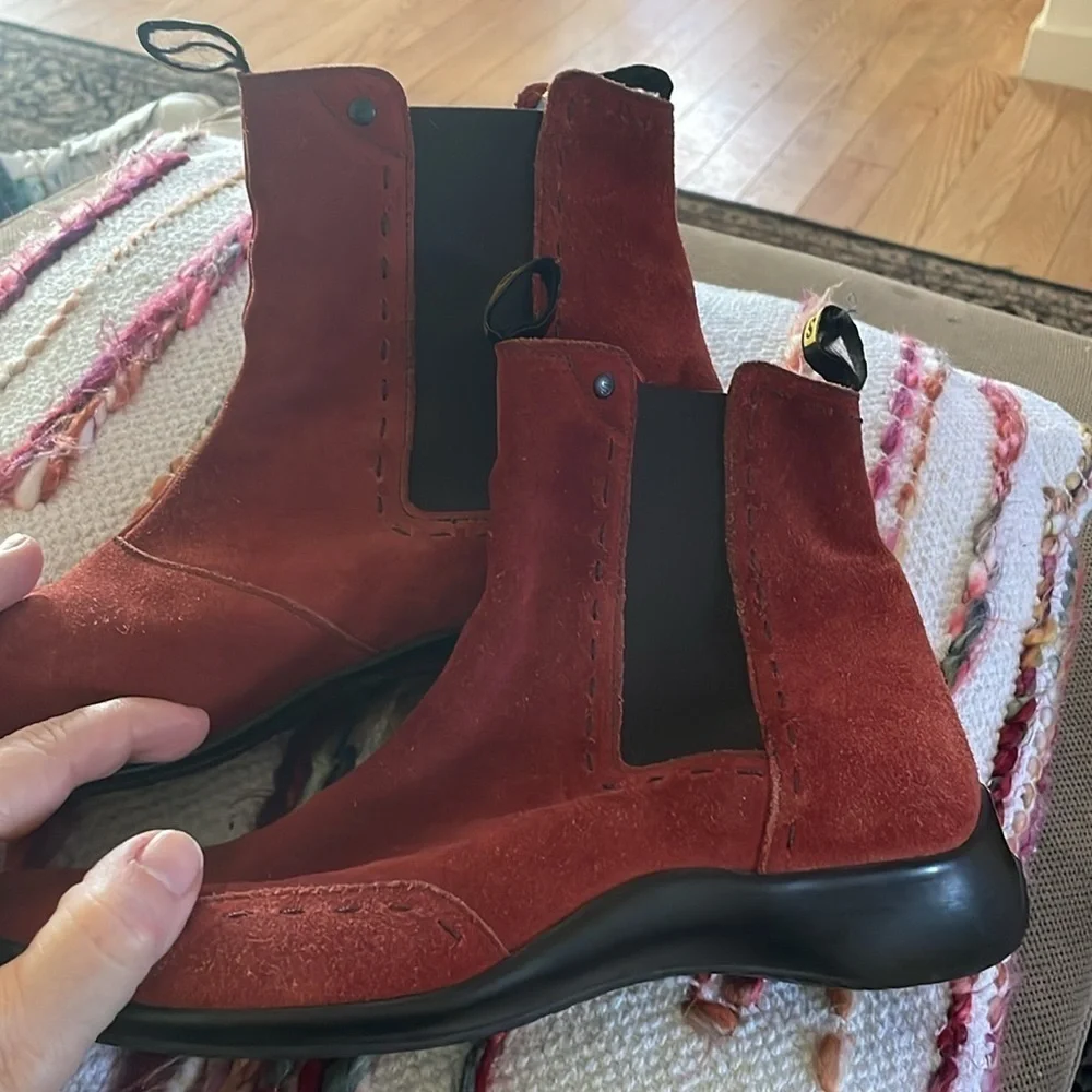 Sabelt FastBack Rust Suede Chelsea Boot Unisex